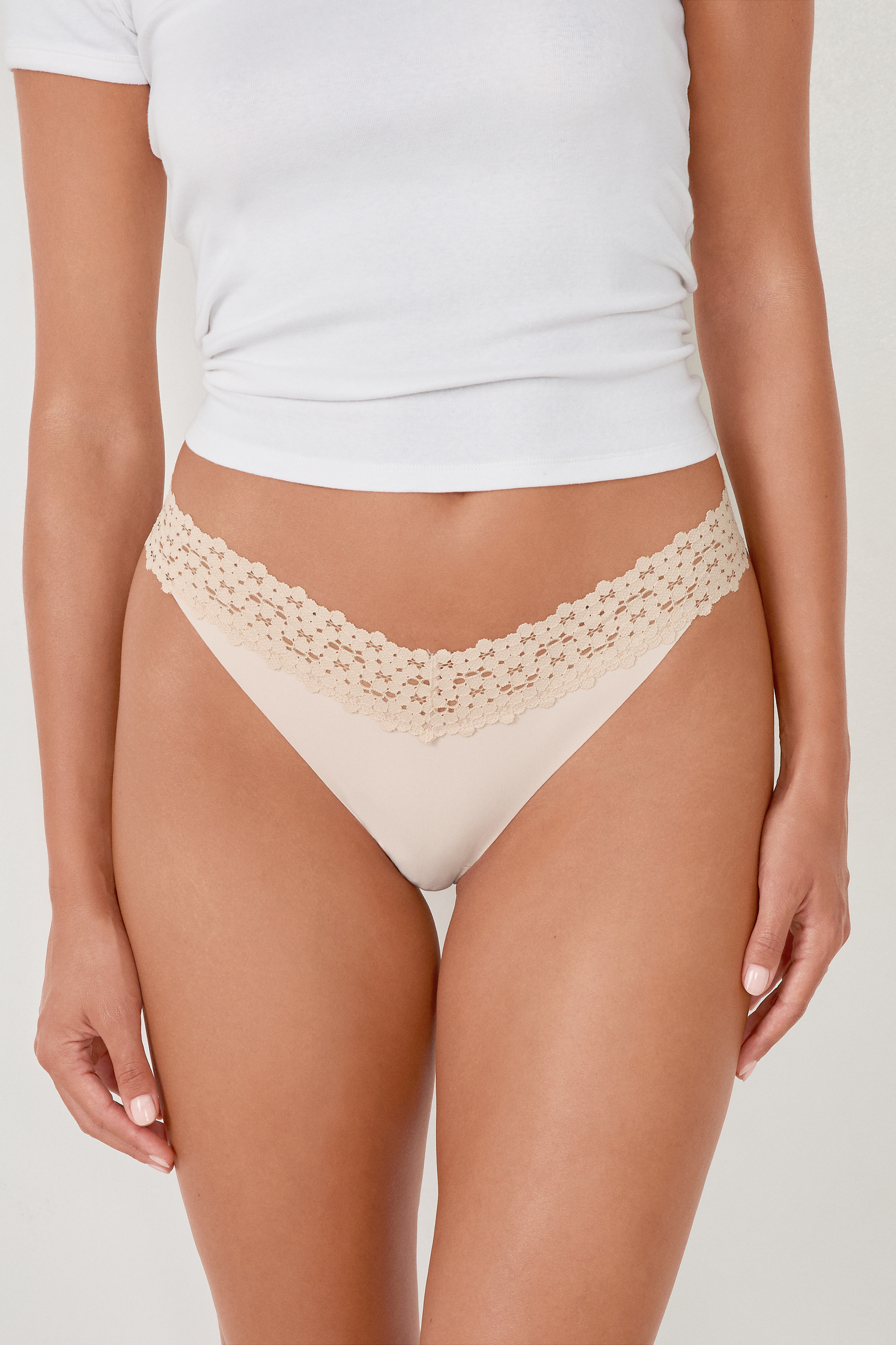 Microfaser und Spitze Tanga