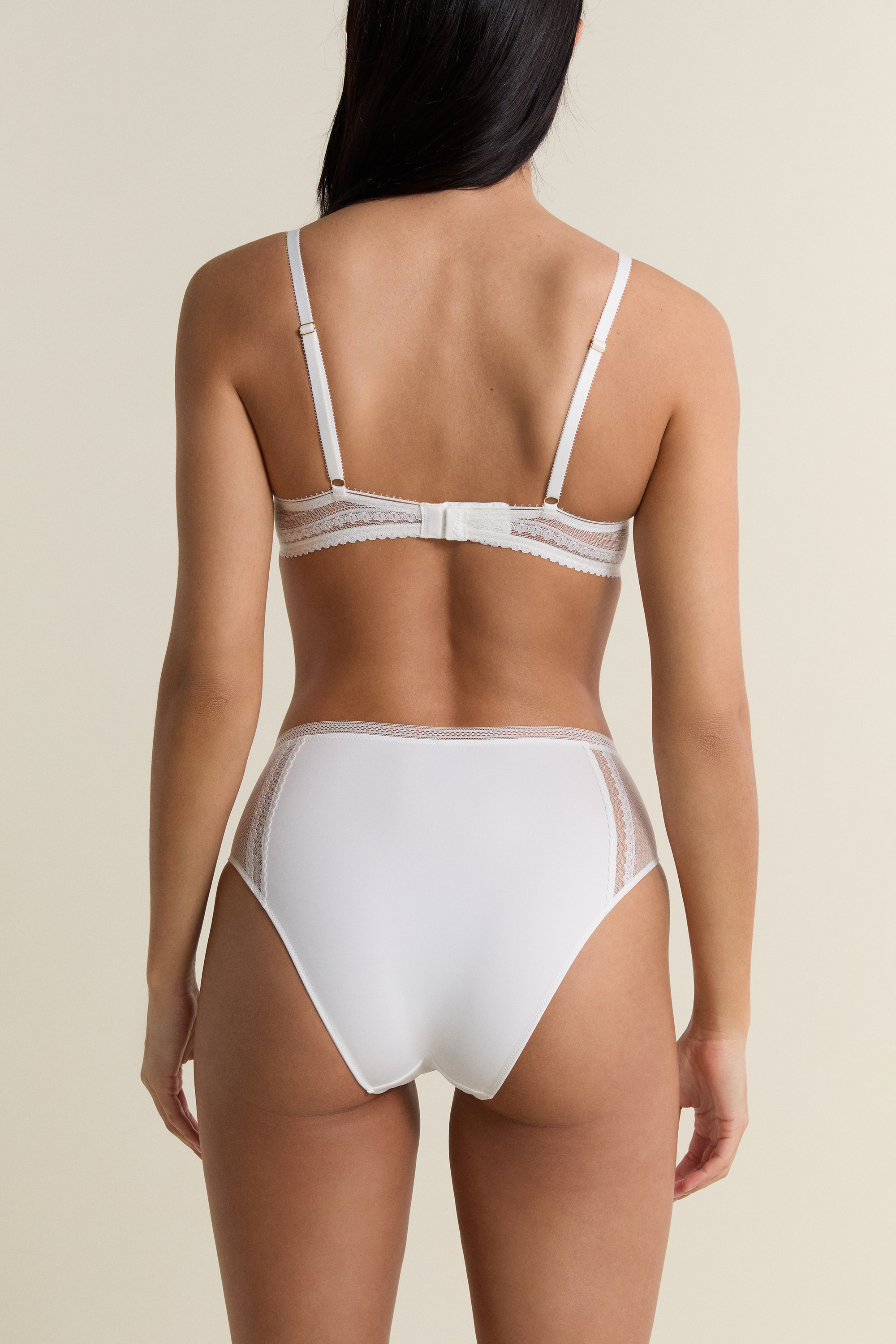 Hochwaist-Briefs mit Spitzen-Details