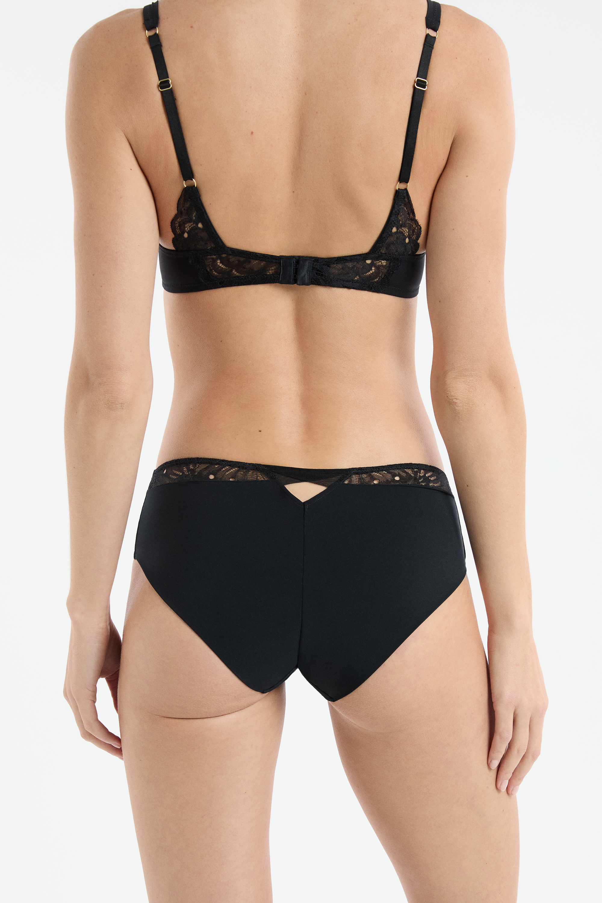 Boyshort mit Spitzenverzierung